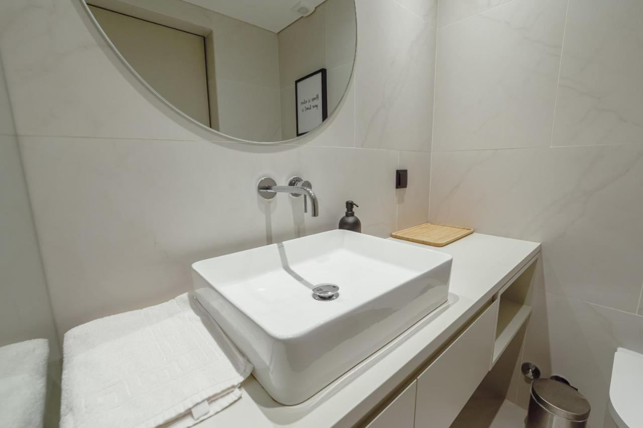 Elegant Downtown Apartment By Vacationy ปอร์โต ภายนอก รูปภาพ